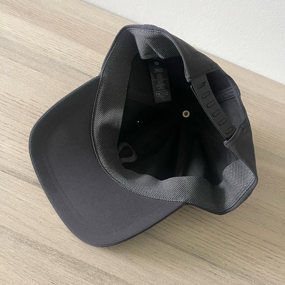 Lululemon | Days Shade Ball Cap Logo Sleek Athleisure Casual - Picture 4 of 8